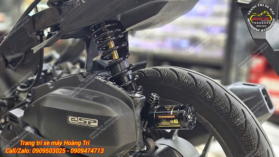 Chiếc Vario 2018 đã thay thế phuộc sau bằng phuộc RCB Tarmax bản ti vàng