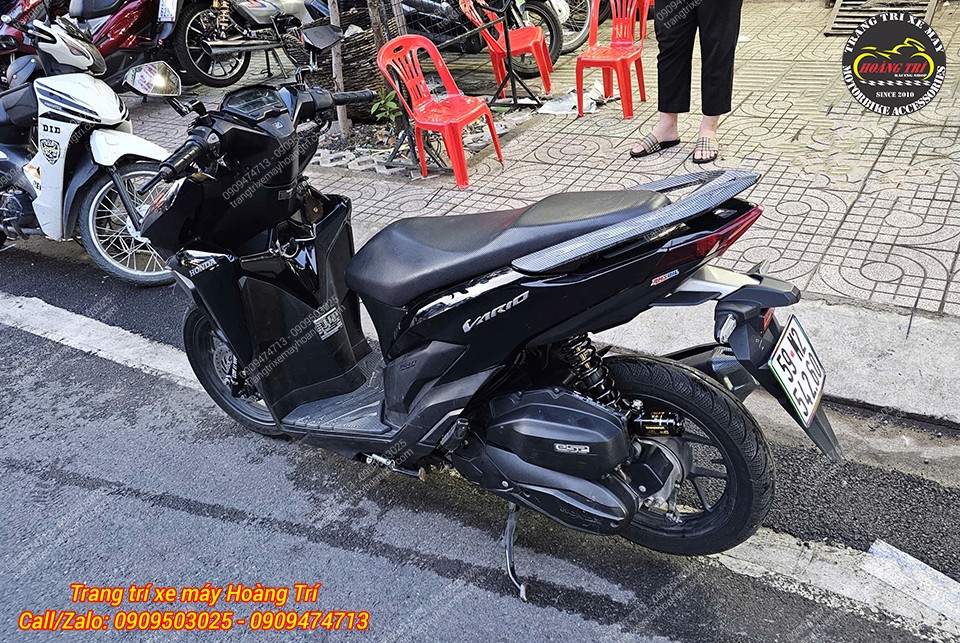 Ngắm lại diện mạo gọn gàng của chiếc Vario 2018 sau khi lắp phuộc RCB Tarmax vừa ra mắt