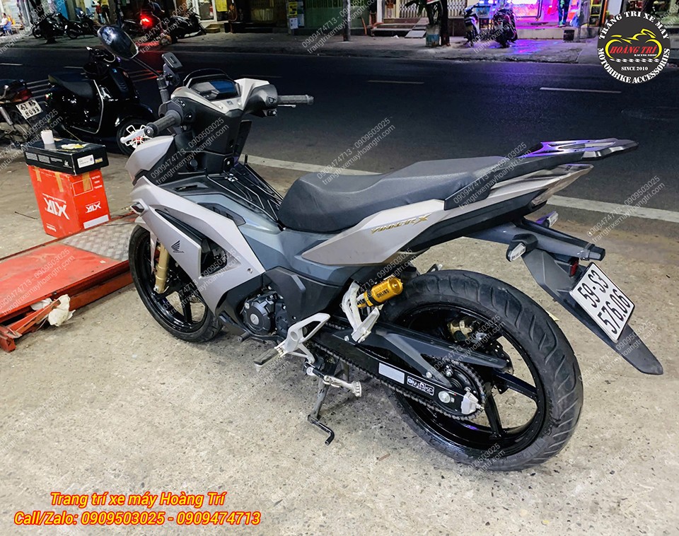 Dàn chân sau với sự góp mặt của combo: phuộc Ohlins và mâm X1R