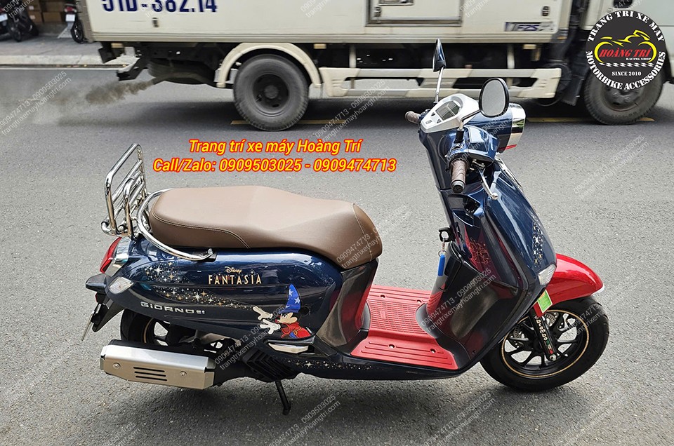 Dù chỉ là bản độ nhẹ nhưng mang đến sự cân đối, thanh lịch và đẳng cấp cho chiếc Giorno 125