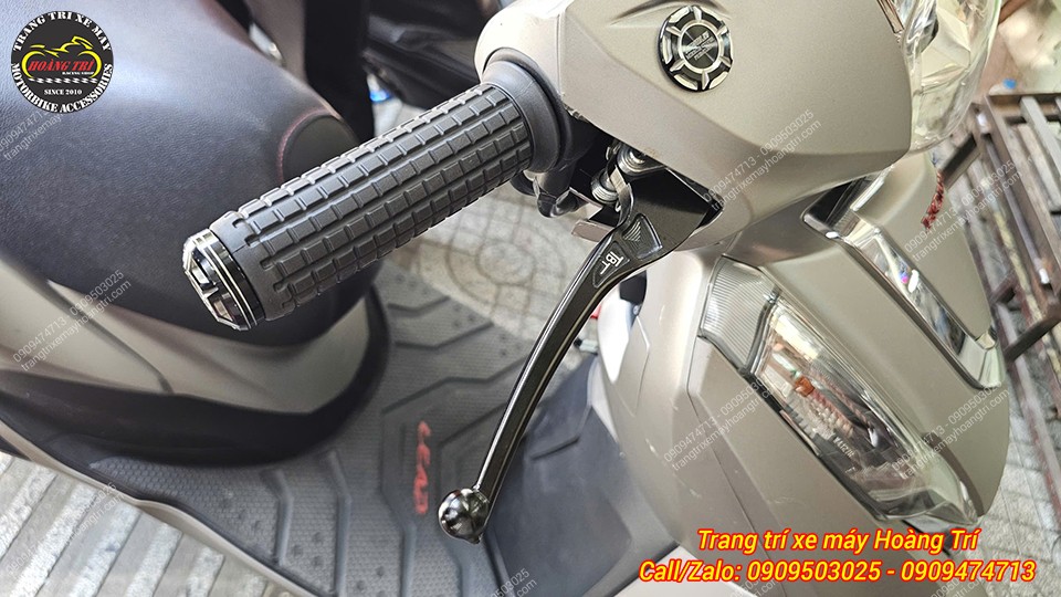 Bao tay Posh HG được trang bị cho xe Lead với thiết kế chống trượt hiệu quả