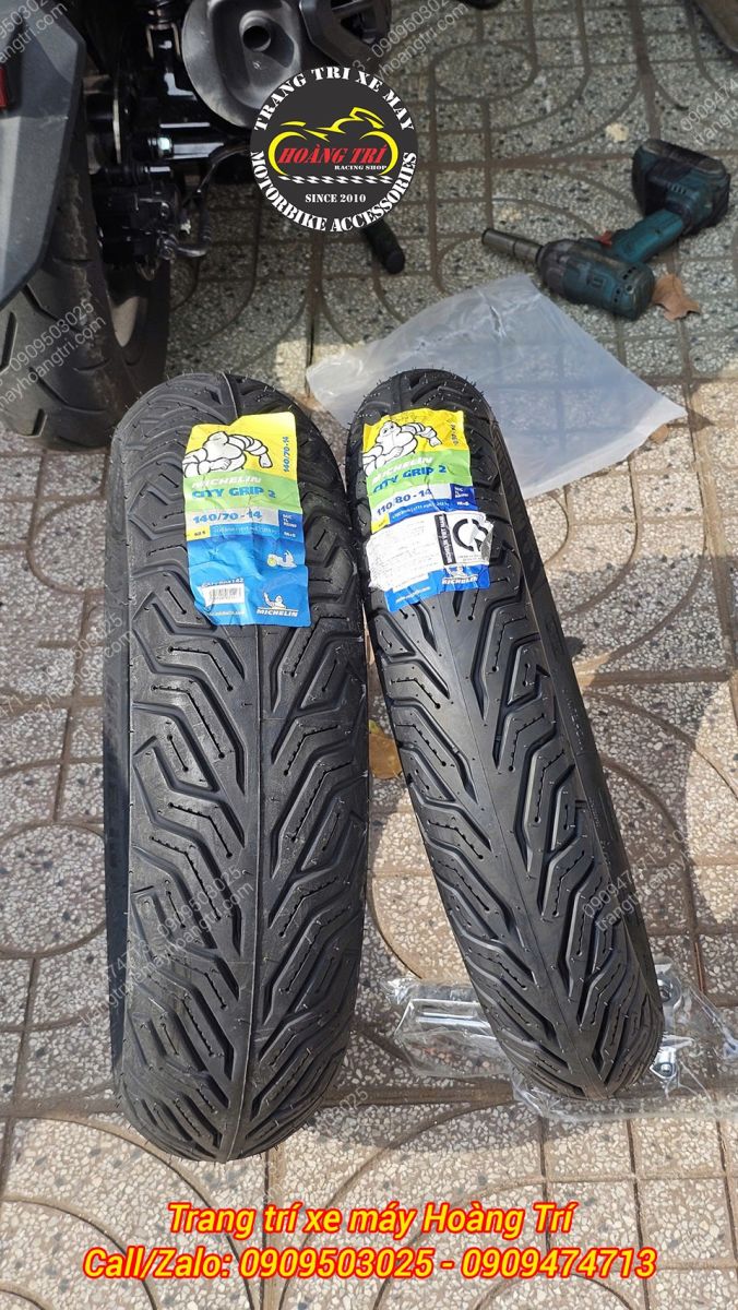 Hình ảnh chi tiết cặp vỏ Michelin City Grip 2 kích thước chuẩn theo xe NVX V3