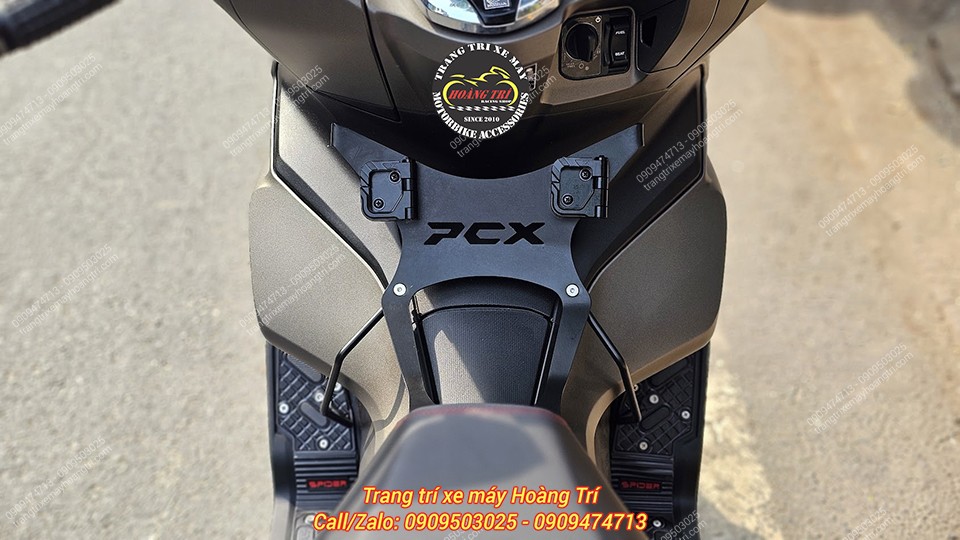 Baga giữa loại không khoan lỗ được lắp cùng hai móc treo nhôm CNC tiện dụng