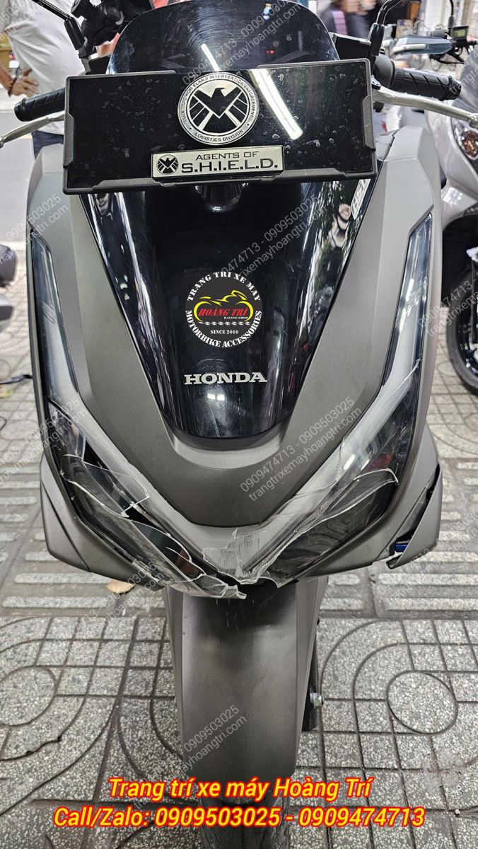 Vì vậy, việc thay mới phụ tùng để tân trang lại chiếc PCX 160 là điều cần thiết