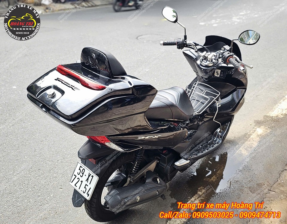 Thùng sau tựa lưng kiểu Indonesia vừa được nâng cấp cho chiếc PCX 2014