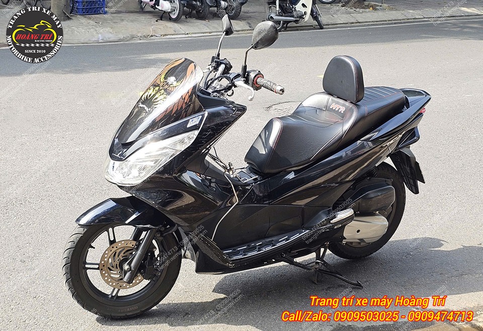 Nhờ đó, những chuyến đi xa trở nên êm ái, dễ chịu hơn với yên 2 tầng 0425