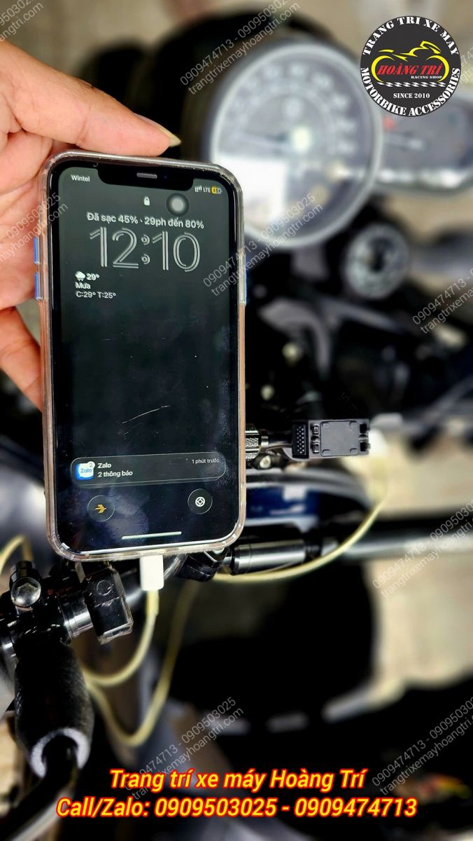 Thử nghiệm chức năng sạc của Kewig B10 trên điện thoại iPhone cho kết quả ổn định