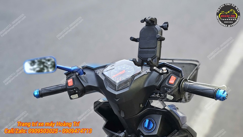 Nếu không cần dùng phần mái hiên giá đỡ, bạn có thể tháo rời để xe trông gọn gàng hơn