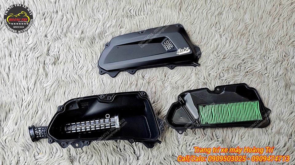 Phiên bản nắp pô e đen mờ mang đến vẻ ngoài mạnh mẽ và hiện đại hơn cho xe