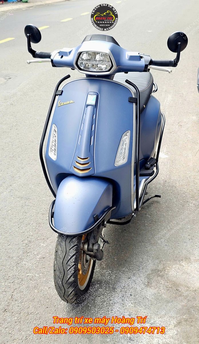 Mẫu khung bảo vệ B2 còn giúp bảo vệ hai bên sườn và phần mỏ vè trước của Vespa