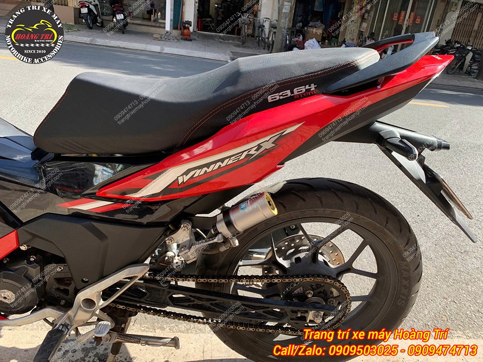 Toàn cảnh phần đuôi sau của xe Winner X sau khi được nâng cấp dàn áo