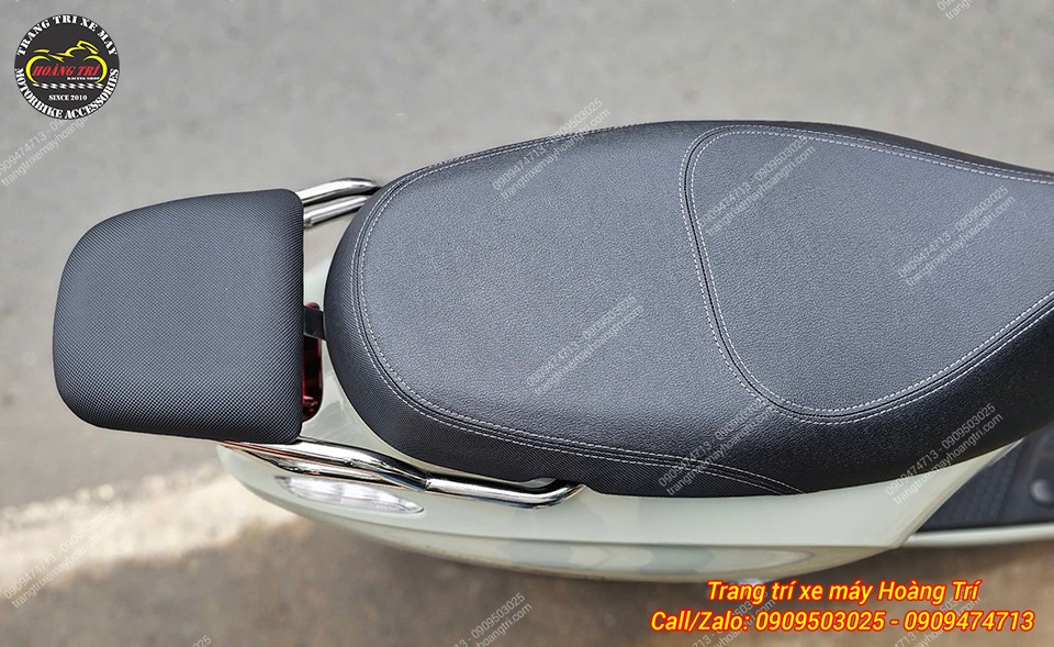 Kết hợp cùng baga sau nối dài EVO Grand bằng inox sáng bóng