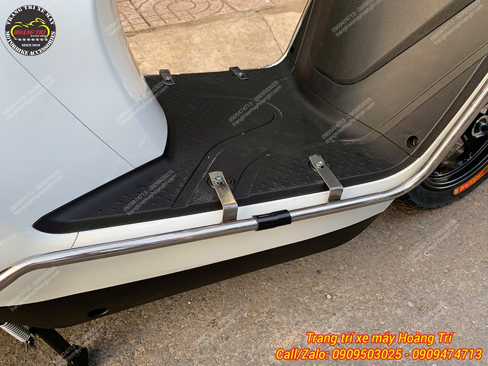 EVO Grand vừa được anh khách mang đến shop để lắp đặt thêm khung bảo vệ