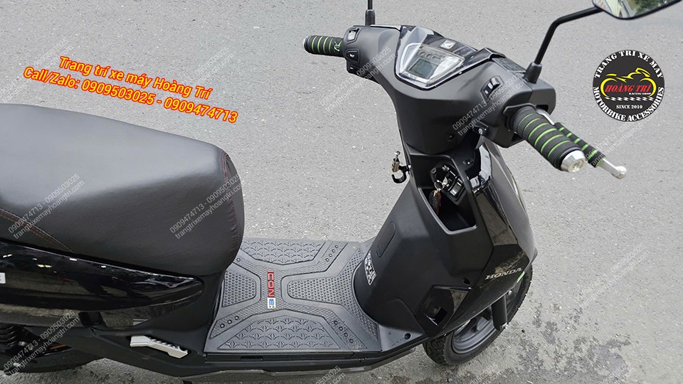 Chỉ cần đặt trực tiếp lên sàn để chân là có thể sử dụng ngay lập tức