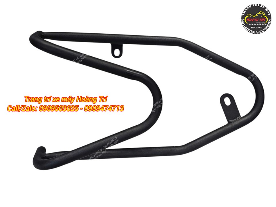 Cận cảnh chống đổ pô ADV 150 với vị trí bắt ốc chính xác, tỉ mỉ từng chi tiết