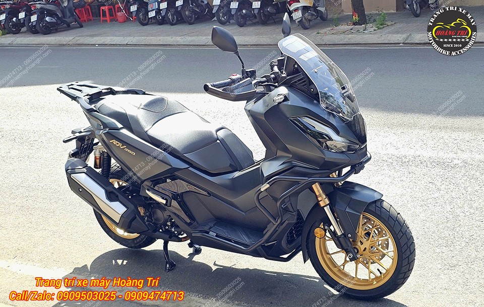 Ngoài việc tăng thẩm mỹ, khung còn giảm thiểu va chạm khi vận hành