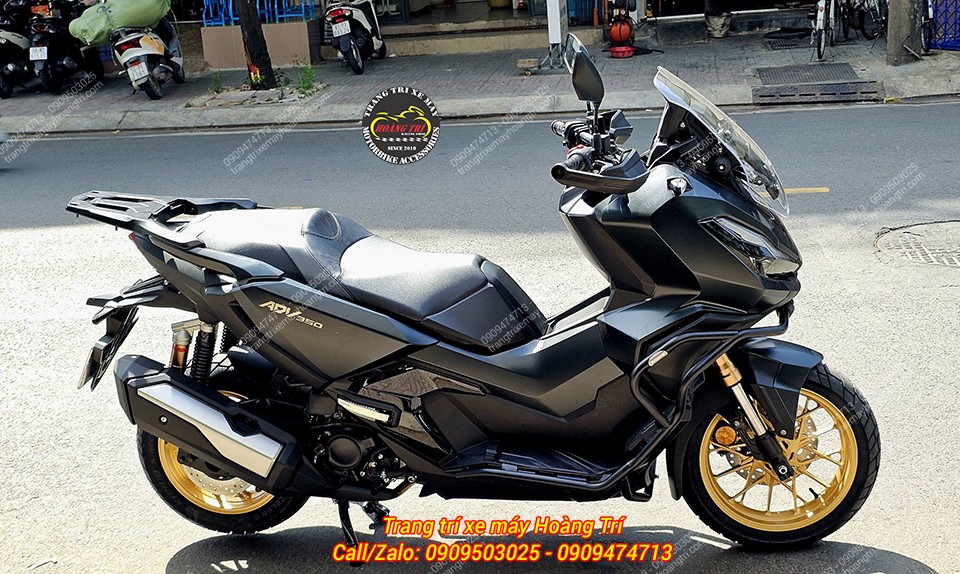 Toàn bộ chiếc ADV 350 trở nên cứng cáp và chịu lực tốt hơn sau khi lắp bộ khung