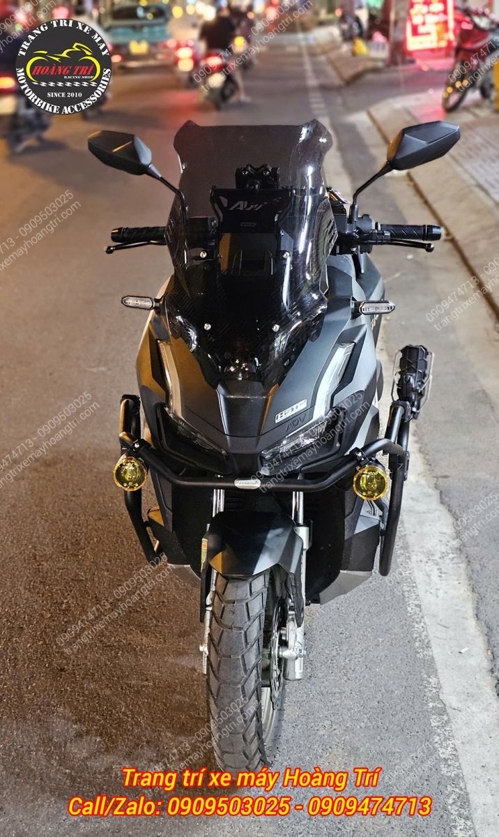 Sản phẩm đi cùng nhiều phụ kiện khác trên xe tạo nên phong cách thể thao nổi bật