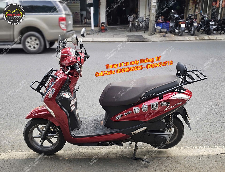 Khi kết hợp cả 3 món: baga trước, baga sau và kính gió tạo nên phong thái Vespa sang chảnh