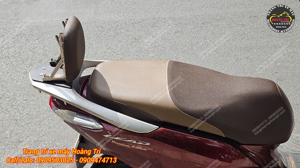 Anh em sở hữu xe Lead có thể đến shop lắp thêm phụ kiện tiện dụng này