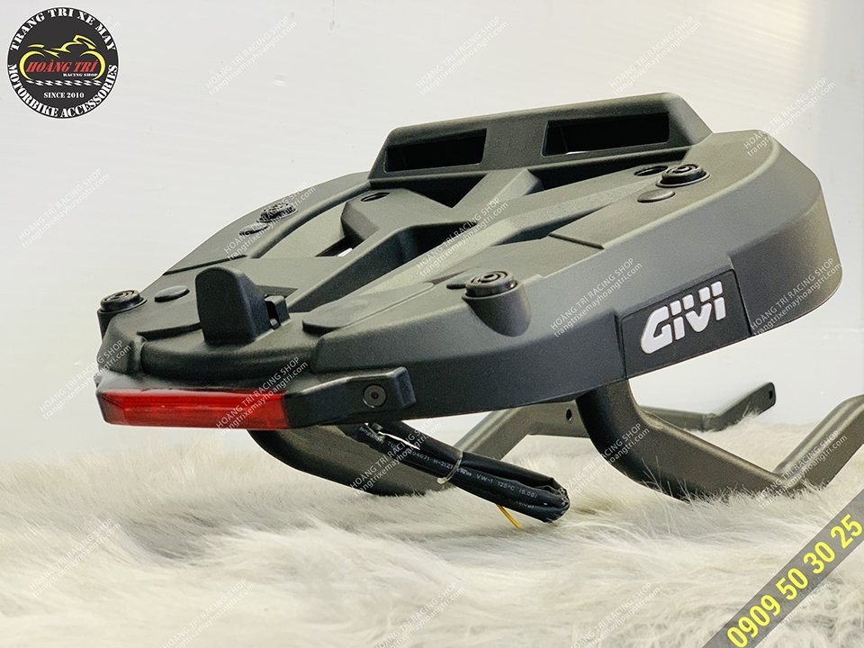 Baga sau Givi SRX(S) chính hãng dành cho xe Yamaha NVX V3 (NVX 2025)