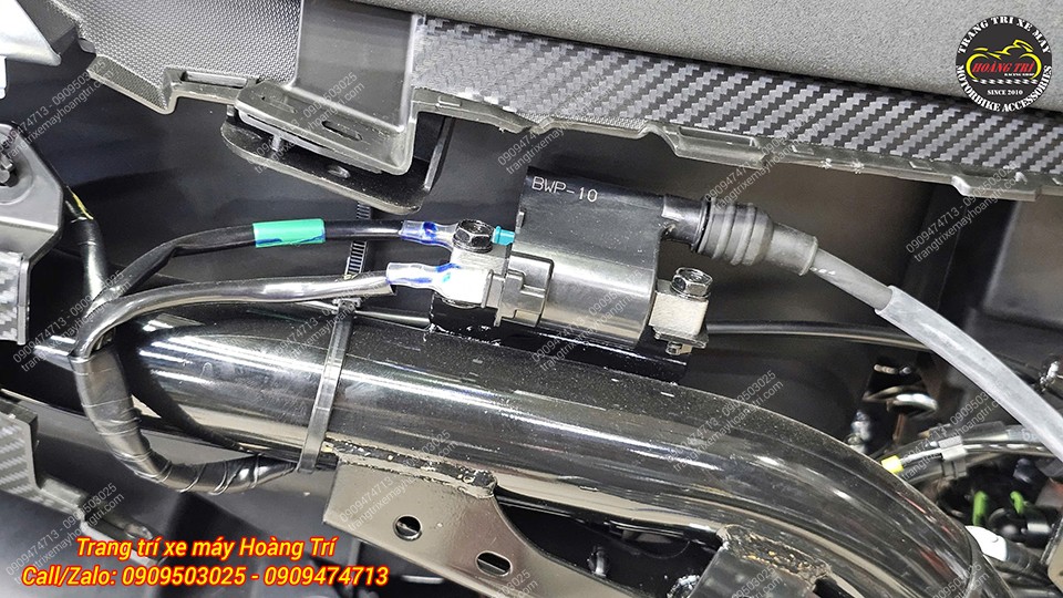 Cụm van hơi & đường ống dẫn bố trí gọn gàng dưới thân xe