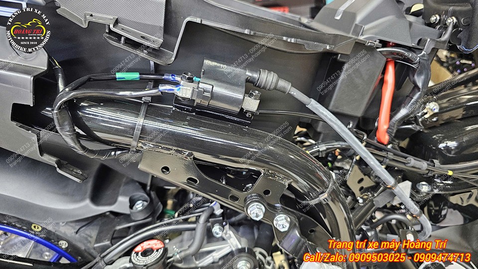 Đường dây điện được cố định bằng dây rút, kẹp đúng chuẩn chính hãng