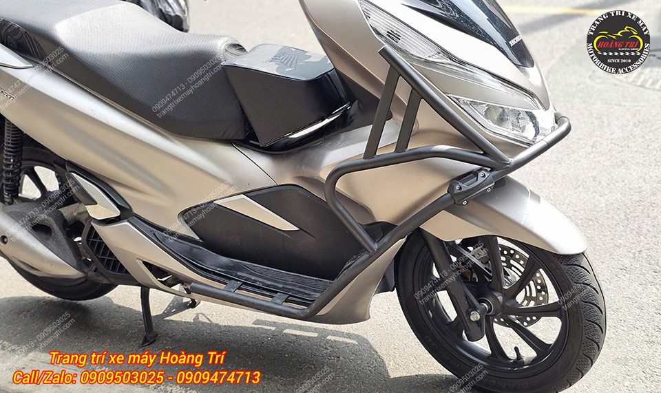 Nếu muốn tăng tiện dụng anh em có thể gắn thêm nệm yên dành cho baga giữa