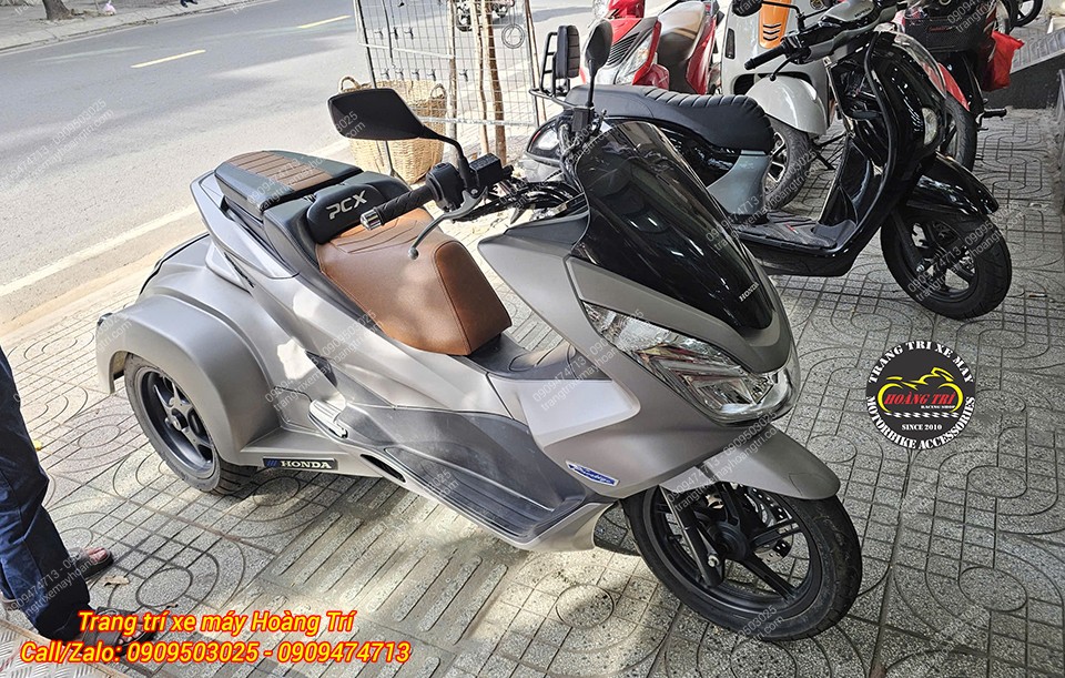 Hình ảnh xe vừa ghé shop với mong muốn nâng cấp full bộ body kit của Goldwing
