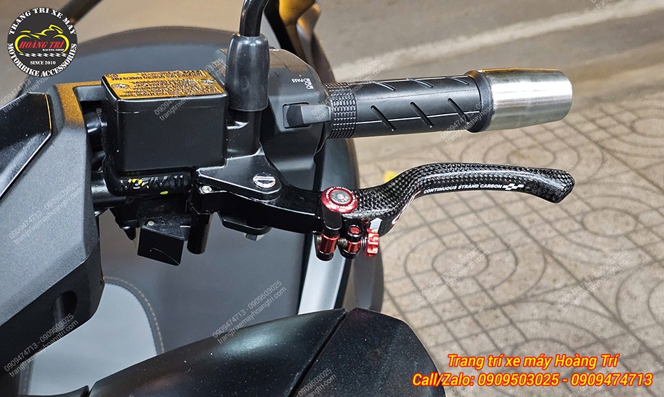 PCX 160 nâng cấp tay thắng CRG carbon với điểm nhấn màu đỏ khác biệt