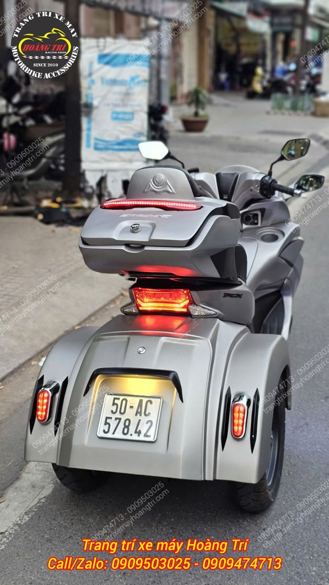 Chiếc PCX 2014 được độ theo phong cách Goldwing đẳng cấp