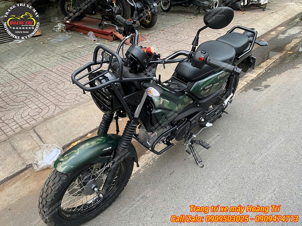 Anh khách còn lựa chọn dán keo 3 lớp bảo vệ lớp sơn zin cho xe PG-1