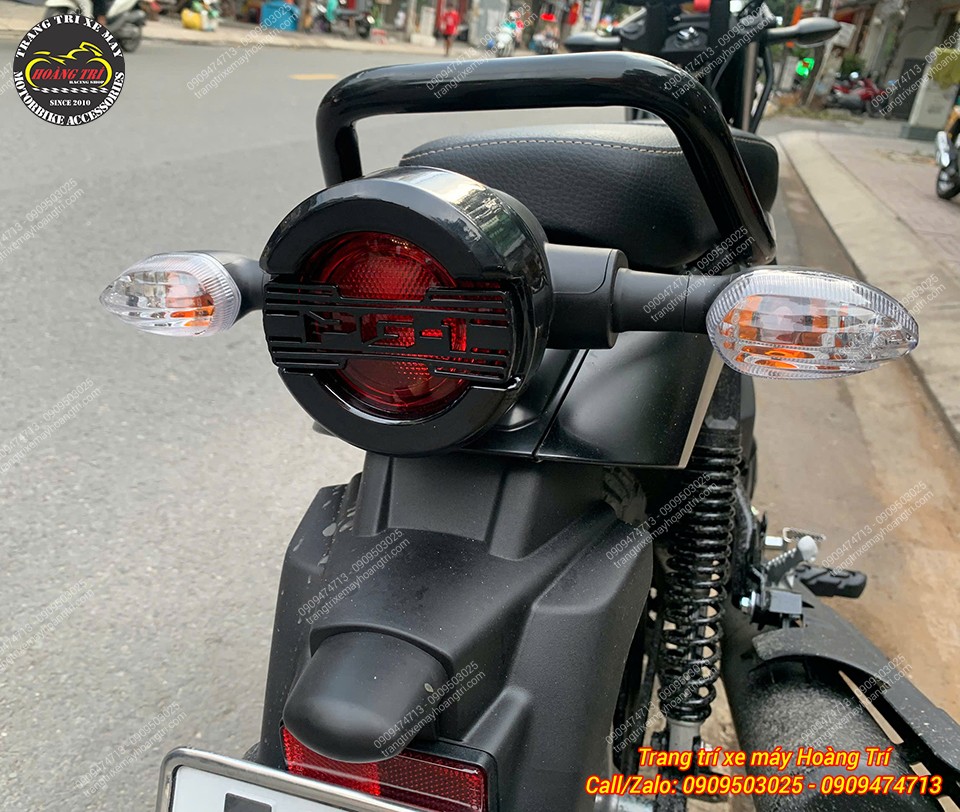 Tiếp theo là bộ ốp đèn trang trí cho phần đèn sau của PG-1 2025