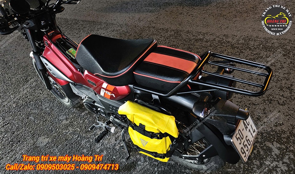 Yamaha PG1 lắp yên ABS, phối đỏ đen nổi bật, kết hợp baga sau tiện dụng cho hành trình