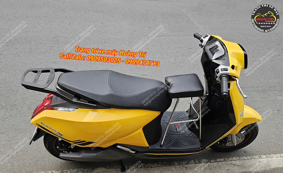 Làm từ chất liệu cao cấp, bền bỉ, chịu lực tốt - hỗ trợ gắn thùng Givi hoặc chở đồ tiện lợi