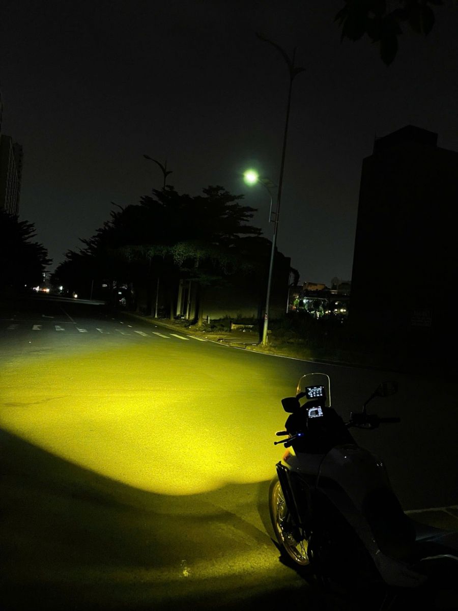 Một lựa chọn lý tưởng cho anh em đi phượt - Mẫu đèn trợ sáng Kewig K11 cho ánh sáng mạnh mẽ