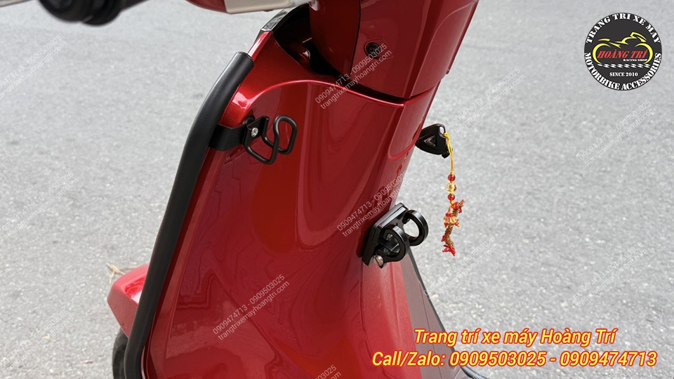 Bộ khung bảo vệ màu đen vừa về hàng và lắp đặt vừa khít cho xe Vinfast EVO 200