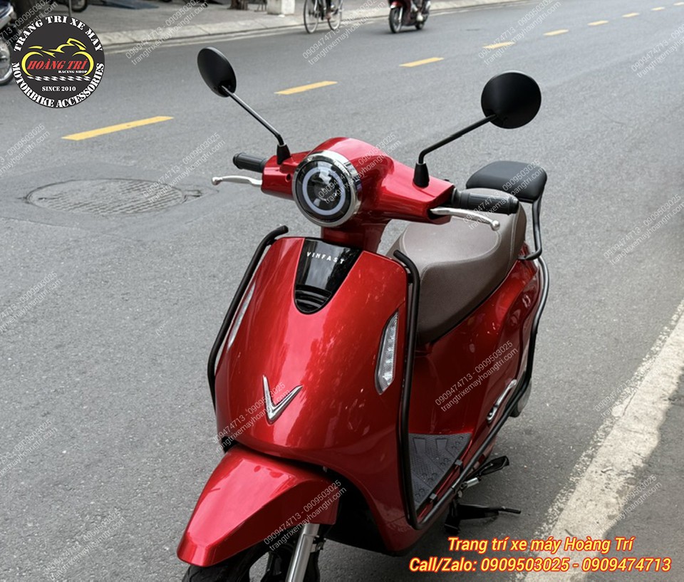 Bộ khung bảo vệ gồm sườn trước, hông sau và khu vực đèn hậu giúp bảo vệ toàn diện