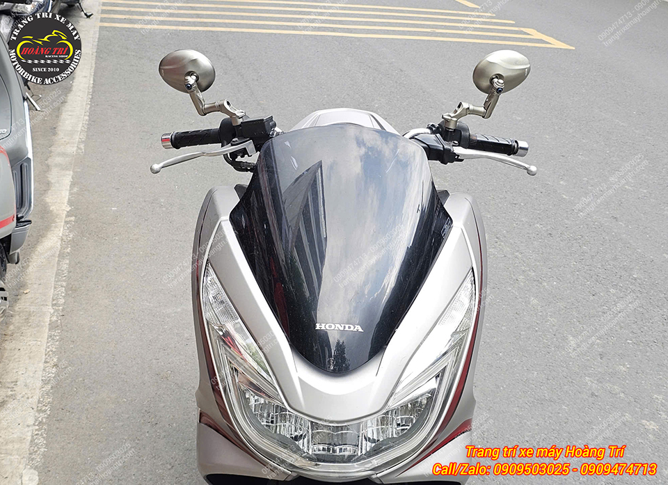 Góc trực diện của PCX sau khi lên cặp kính H2C Mouse-V6 hoàn thiện