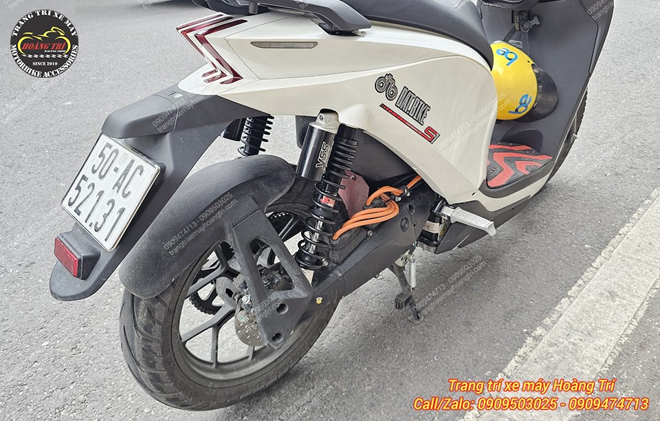 Phuộc bình dầu YSS giúp đuôi xe Quantum S1 chắc chắn hơn, giảm xóc hiệu quả khi di chuyển tốc độ cao