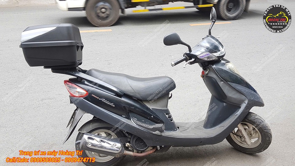 Rất phù hợp cho những chuyến đi xa với thùng sau B32N - dung tích 32 lít