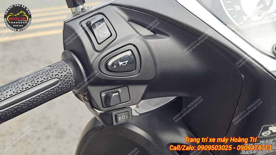 Công tắc điều khiển 3 chế độ được trang bị thêm theo nhu cầu kèm theo cho bộ đèn trợ sáng M10 Ultra V2