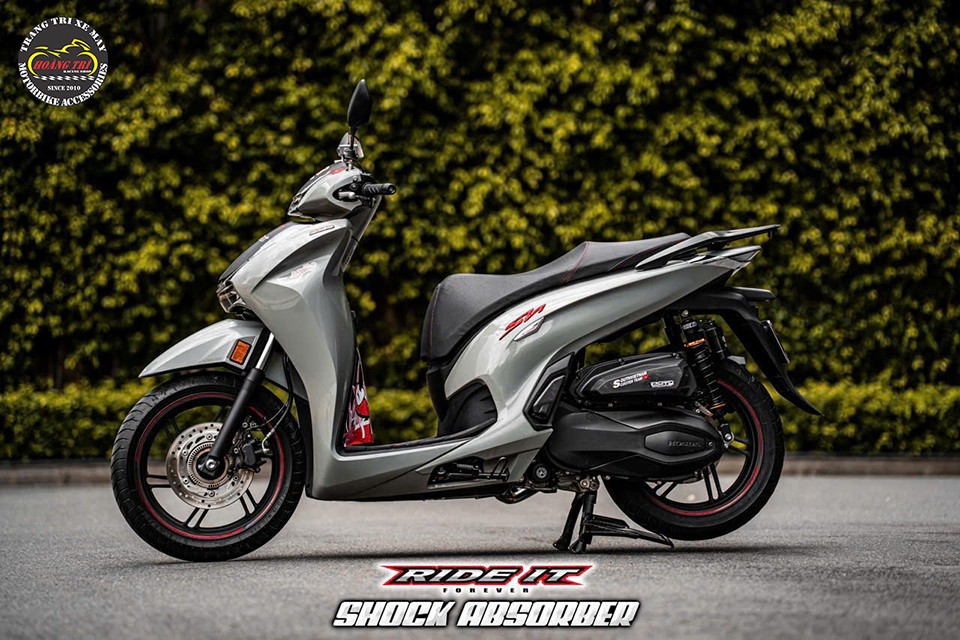 Trang bị ngay phuộc Ride it R3 DLC chính hãng để mang đến diện mạo mới và cảm giác lái khác biệt cho xe