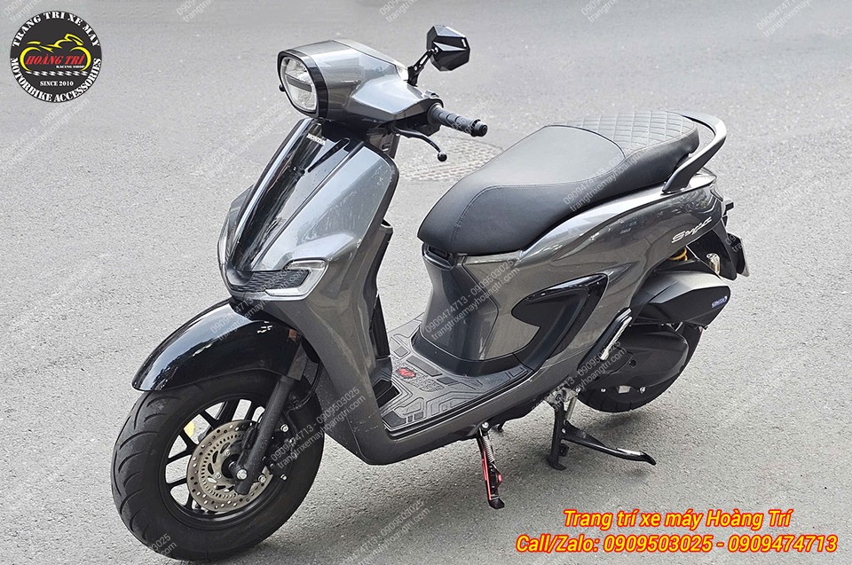 Một phụ kiện với màu sắc tương phản giúp tạo nên điểm nhấn khác biệt cho tổng thể xe