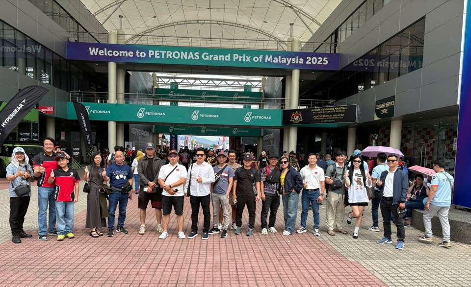 Tại trường đua Sepang shop cũng không quên lưu giữ lại những khoảnh khắc đẹp