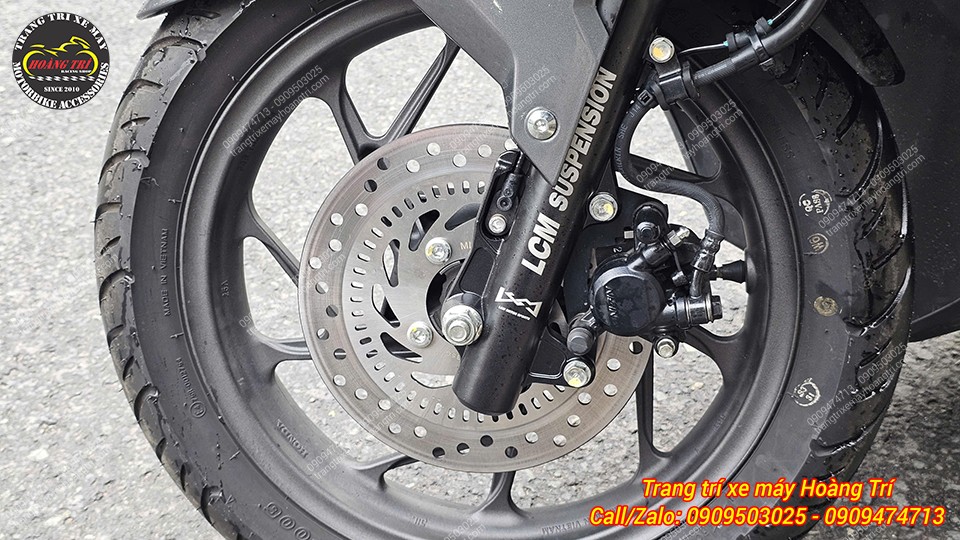 Tính năng phanh ABS được nâng cấp cùng với phuộc LCM cho xe Vario 160
