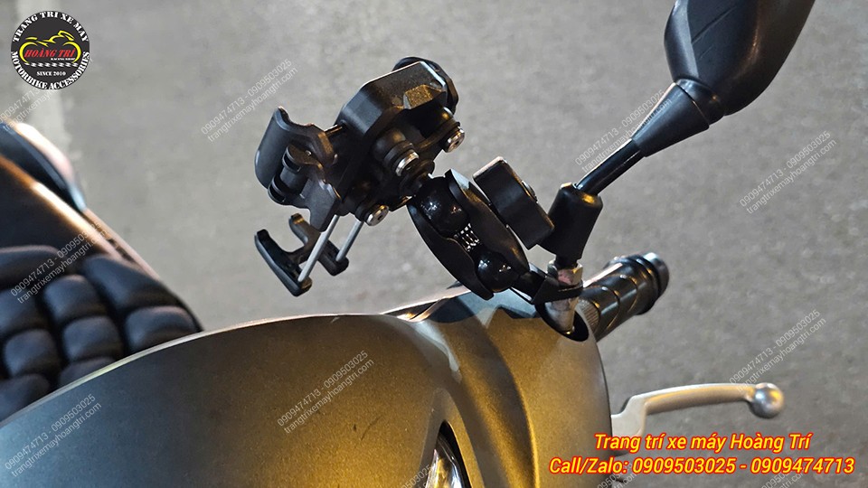 Giá đỡ điện thoại Kewig M33 lắp cho xe Vision 2021