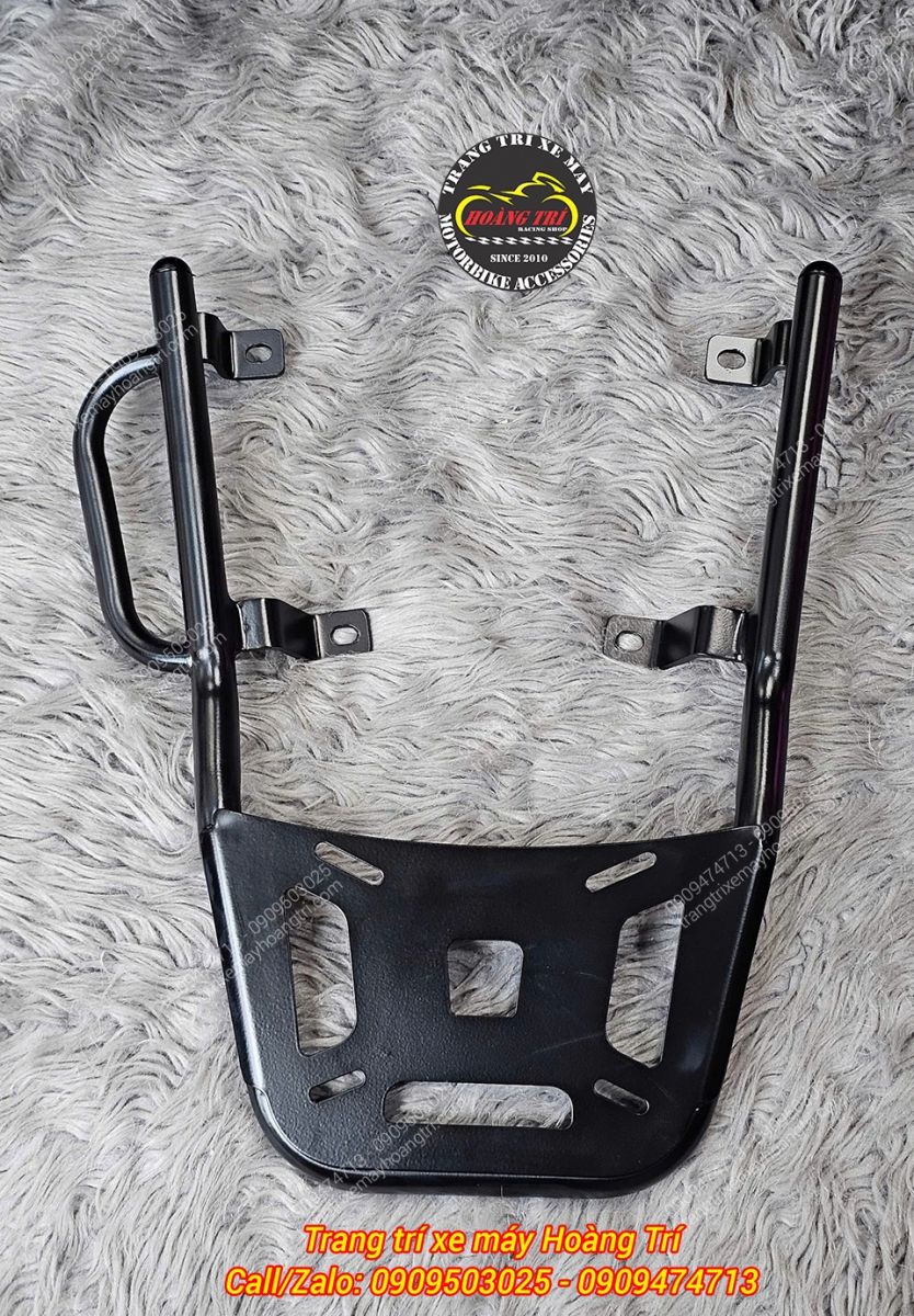 Cận cảnh baga sau HTR MV với thiết kế gọn gàng, sơn đen, chuẩn form cho ADV 150