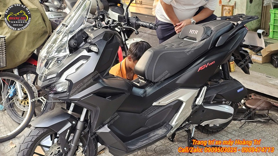 Nâng cấp yên 2 tầng HTR1024 là sự lựa chọn để đồng bộ phong cách cho ADV 160 2026