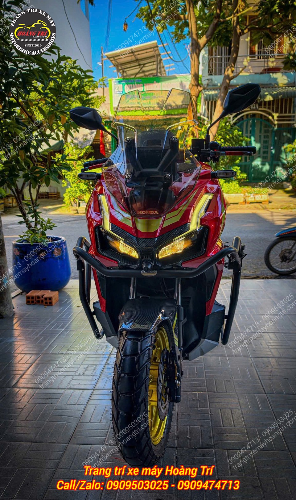 Khung chống đổ xe ADV 160 sau khi khách tự lắp, bảo vệ xe và tăng vẻ ngoài hầm hố